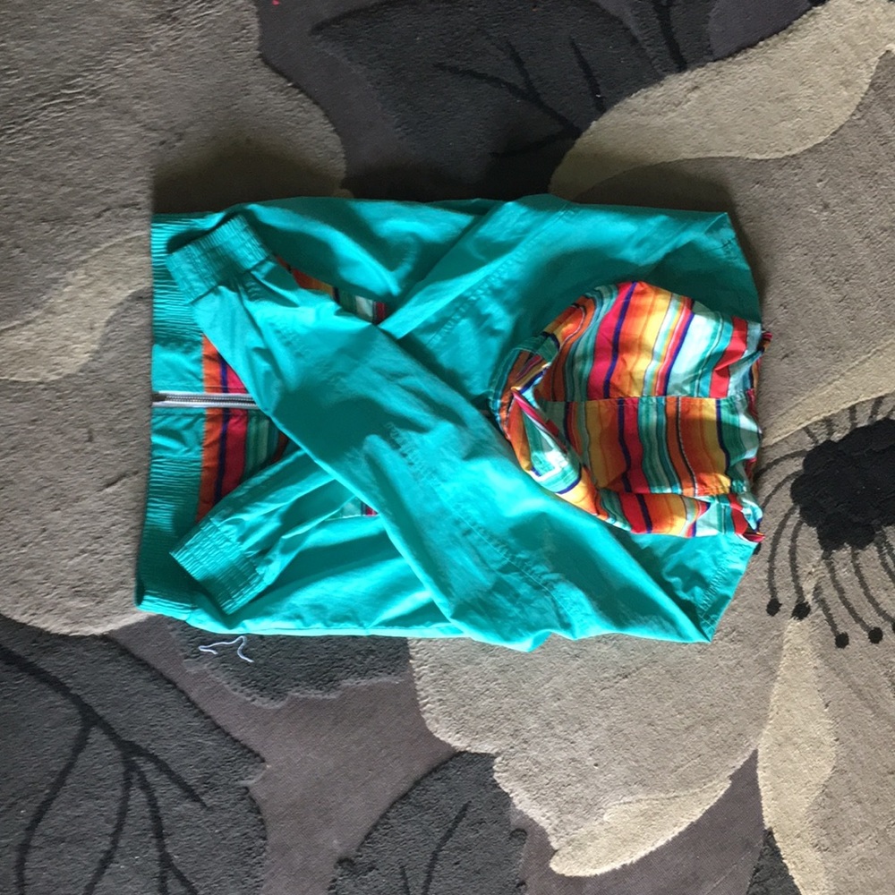 Wind breaker
